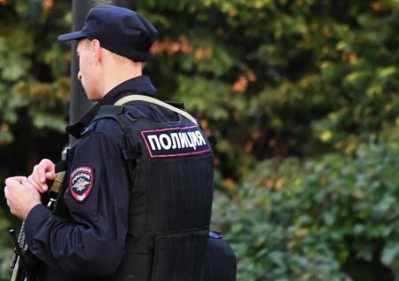 Девочку чуть не украли, россияне дрались у банкомата: громкие ЧП за сегодня