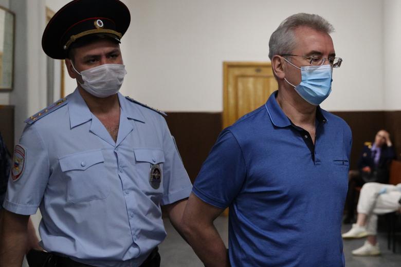 Иван Белозерцев