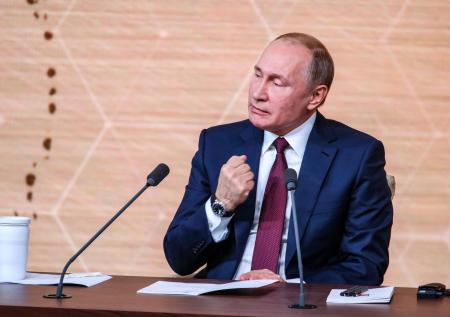Путин снова бросил ручку в прямом эфире