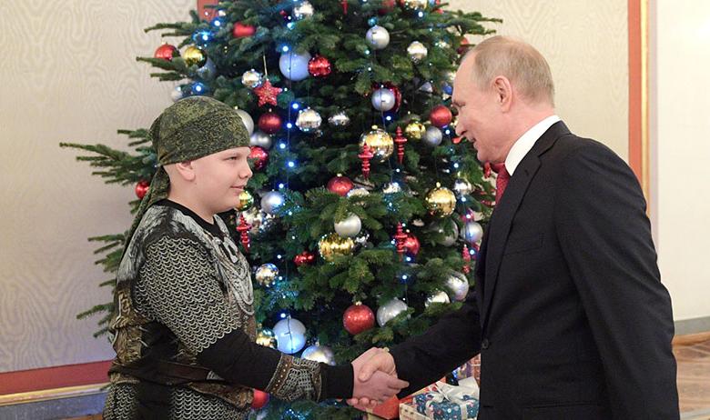 Владимир Путин с Колей Кузнецовым
