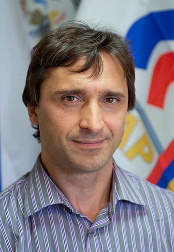 Максим Агапитов