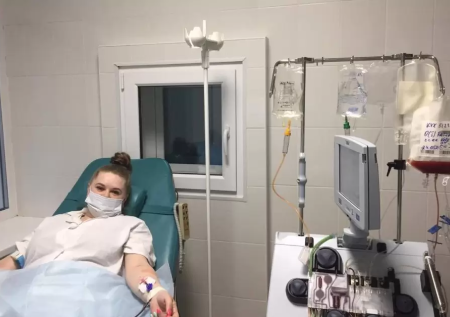 Медсестра из Иркутска стала донором и спасла жизнь онкобольному ребёнку