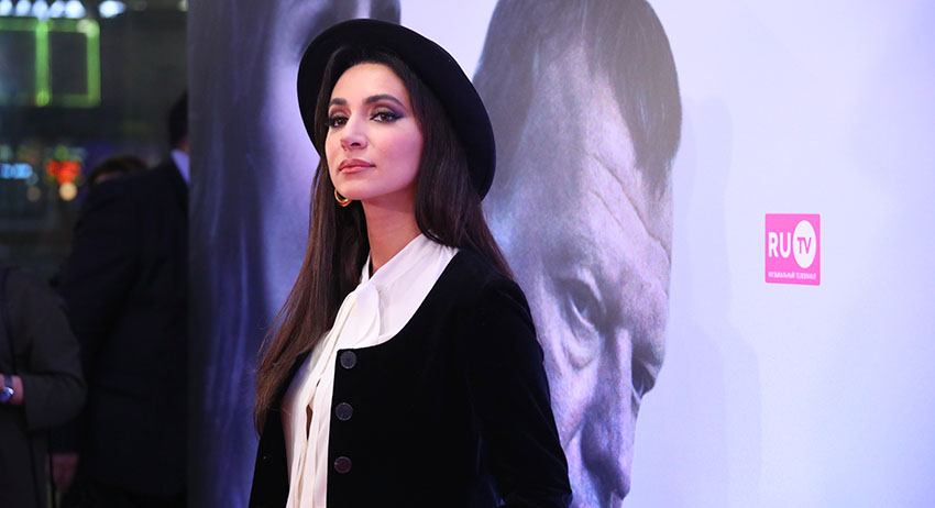 Певица Зара