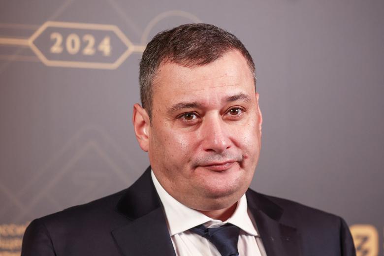 Александр Хинштейн