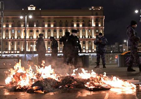 Чем ещё известен акционист Павел Крисевич, пришедший с пистолетом к Кремлю
