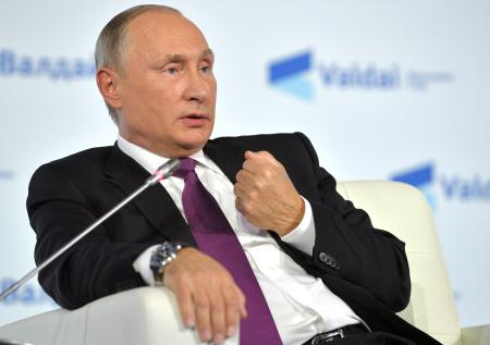Путин отметил глубинные причины социального недовольства