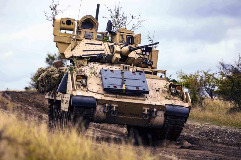 Боевая машина пехоты M2 Bradley