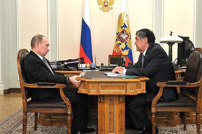 Владимир Путин и Аман Тулеев