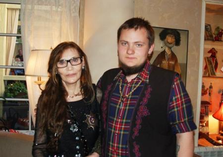 «Постоянно говорила о смерти»: как прошли последние годы Джуны