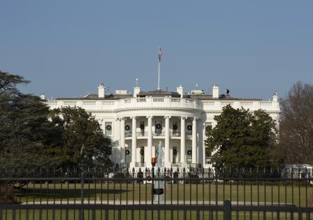 США начали разрабатывать пакет санкций против Ирака 