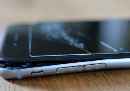 Бугульминки изнасиловали студента за поцарапанный iPhone