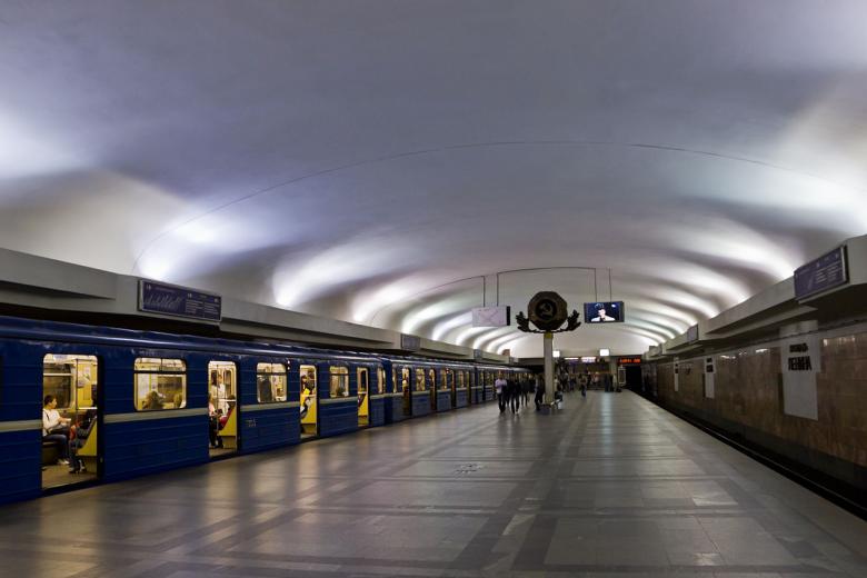 Станция «Площадь Ленина»