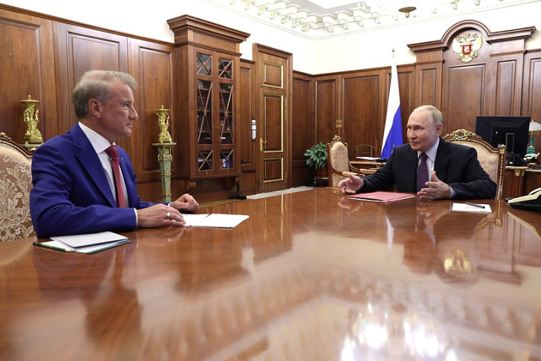 Владимир Путин на встрече с председателем правления Сбербанка Германом Грефом