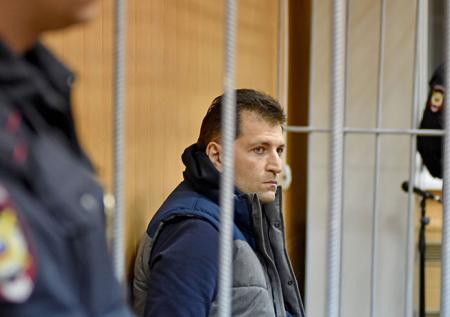 Магомедов пожаловался на однообразные песни в СИЗО