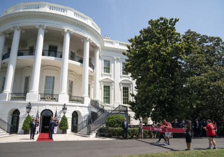 В США обсуждают сокращение расходов на оборону