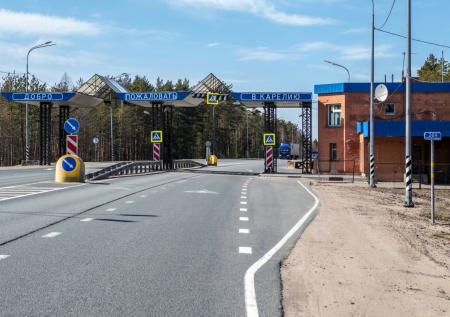 Медведев поручил главе Карелии поработать над безопасностью границ