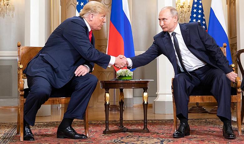 Президент США Дональд Трамп и президент России Владимир Путин