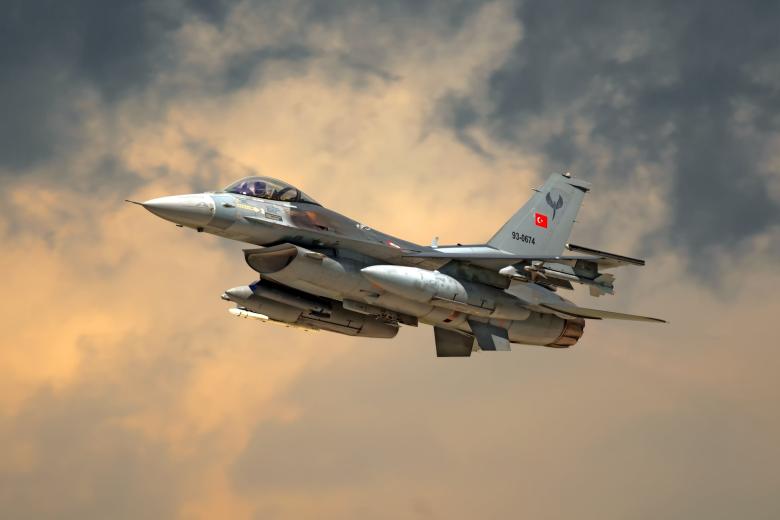 Турецкий истребитель F-16