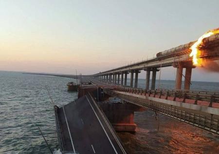 Стало известно, когда устранят повреждения опор Крымского моста