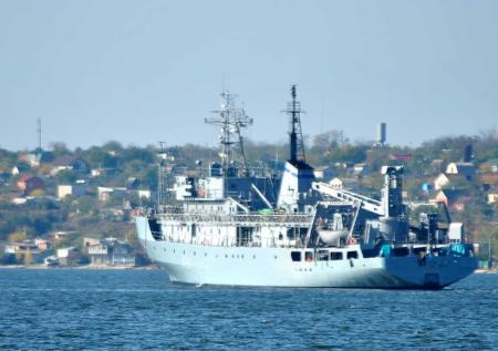 Корабль ВМФ Украины потерпел бедствие в Чёрном море