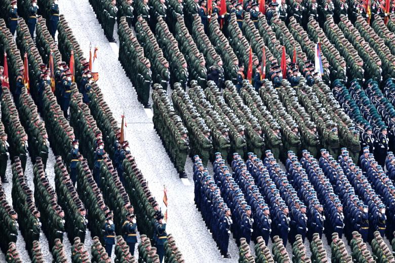 Военный парад в ознаменование 77-й годовщины победы в Великой Отечественной войне