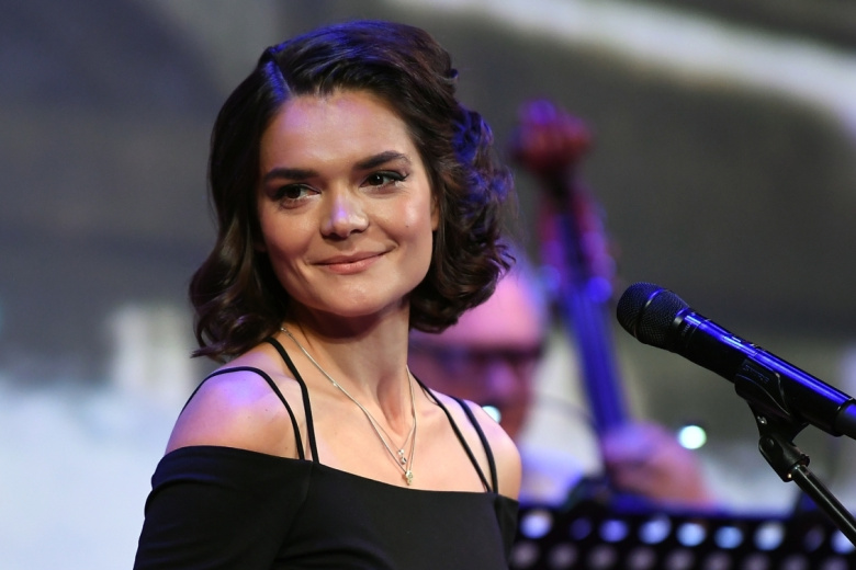 Актриса Полина Лазарева