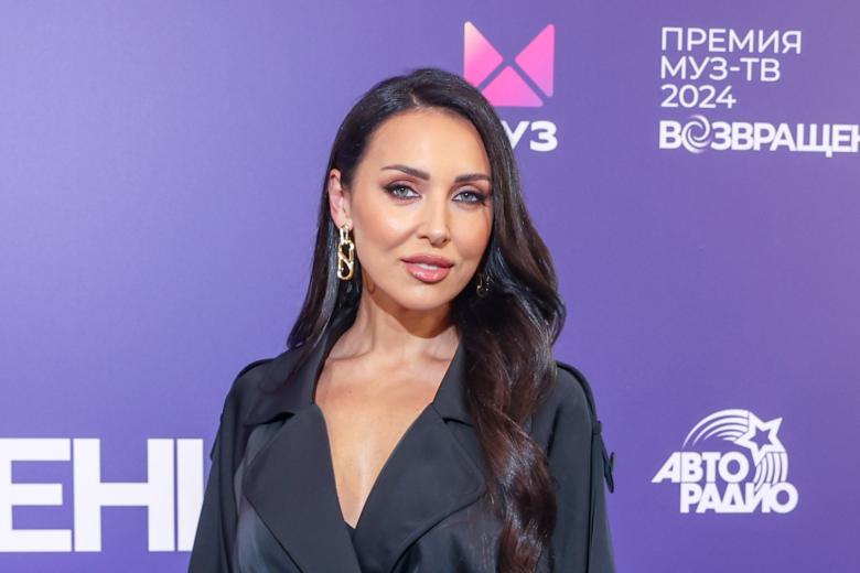 Певица Алсу