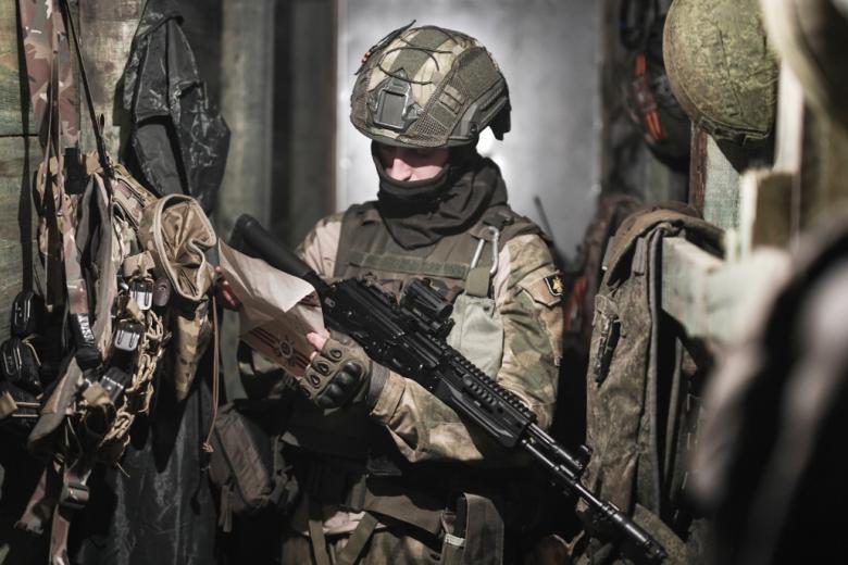 Боец ВС РФ в зоне СВО