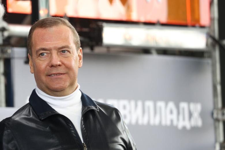 Дмитрий Медведев