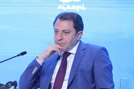В Баку рассказали о преградах для подписания мирного договора с Арменией