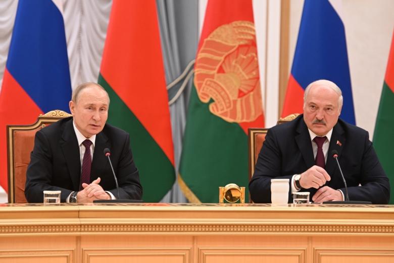 Президент РФ Владимир Путин и президент Белоруссии Александр Лукашенко