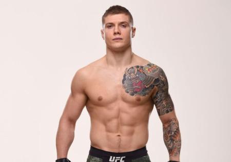 Боец UFC извинился перед аутистами