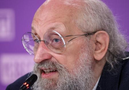 Вассерман объяснил нюанс ударения в слове «звонит»