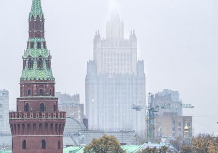 Решетников: меры властей РФ позволили избежать системного кризиса в стране
