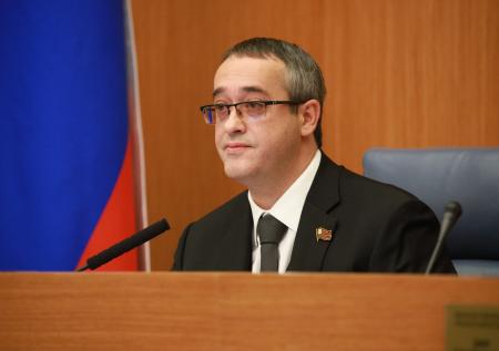 Спикер Мосгордумы предложил строже наказывать водителей-лихачей