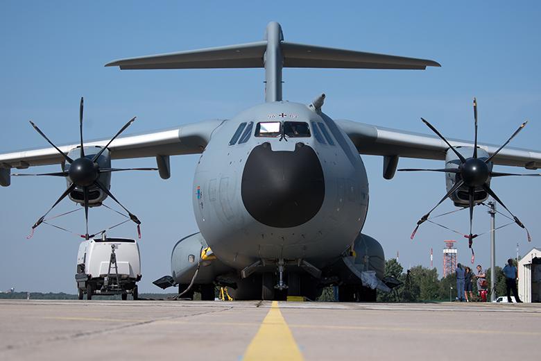 Airbus A400M-100
