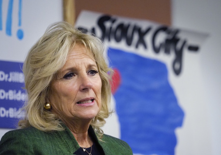 Подозреваемый в убийстве жены экс-супруг Джилл Байден не смог внести залог