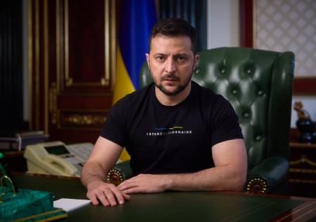 Военный эксперт заявил, что Зеленский истерит 