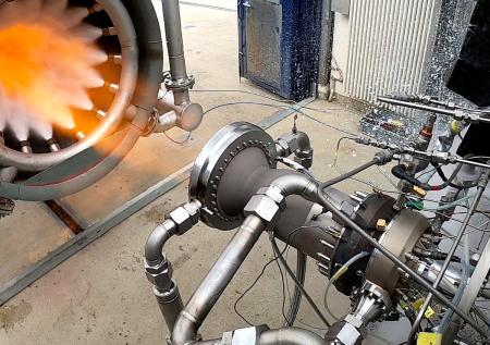 США назвали сроки отказа от двигателя РД-180 из России