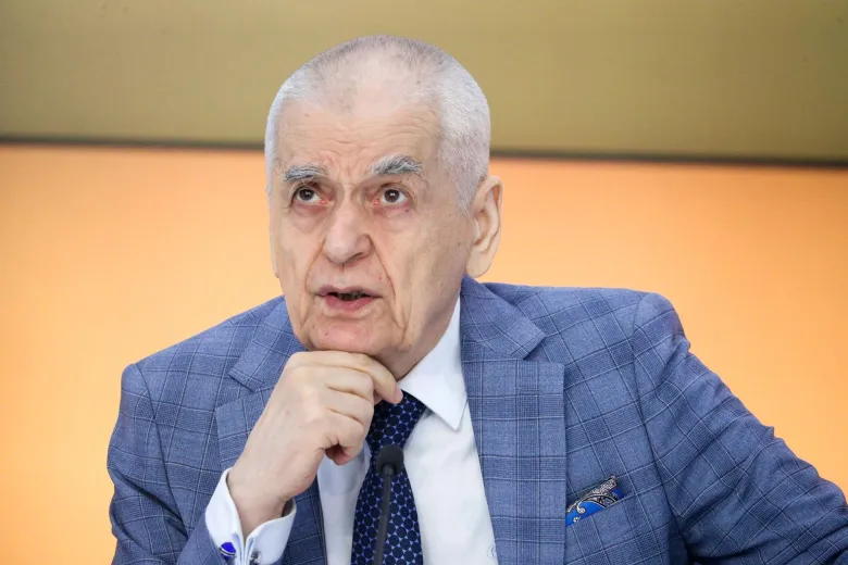 Геннадий Онищенко