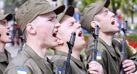 «Пушечное мясо»: Литовкин про отправку украинской теробороны на фронт