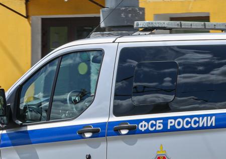 ФСБ пресекла нелегальный канал миграции на Урале