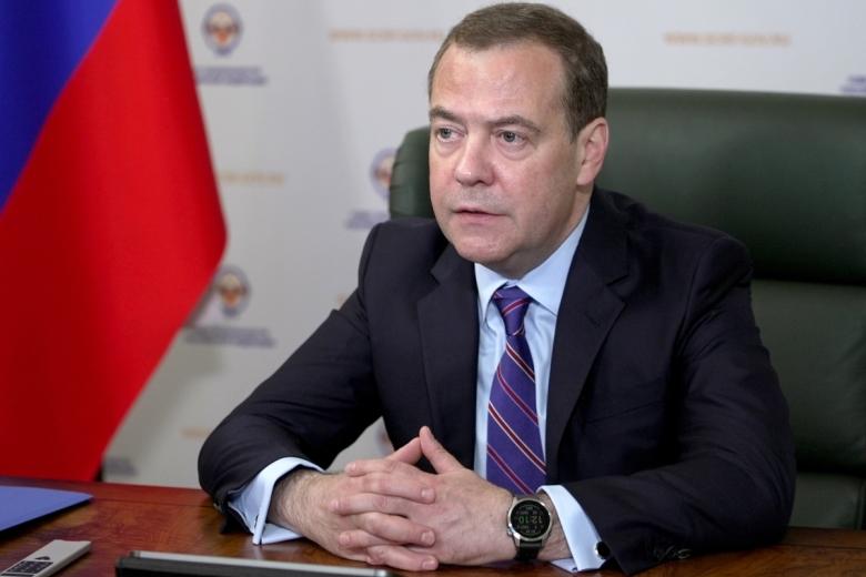 Дмитрий Медведев