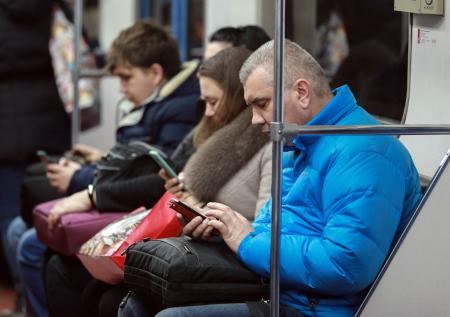 Что лучше сегодня — «стучать» или молчать? Культура доносов расцвела в РФ