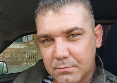Бойца СВО не пустили в караоке-бар из-за «запрещенной в ЕС символики»