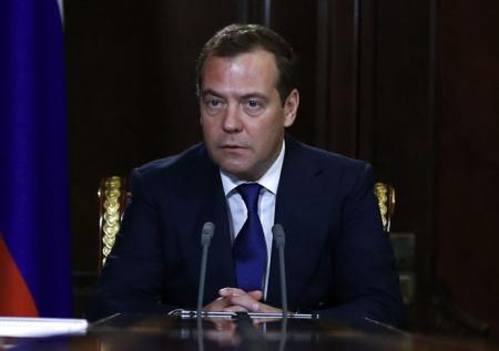 Медведев поздравил премьер-министра Казахстана с юбилеем