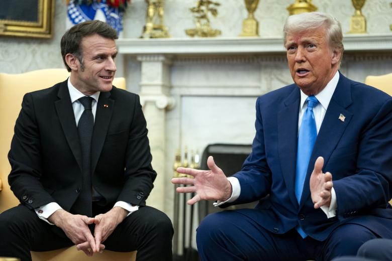 Эммануэль Макрон и Дональд Трамп