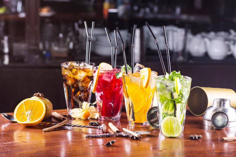 3 января — день коктейльных соломинок, вишни в шоколаде и привлечения удачи