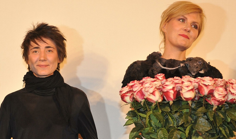 Певица Земфира и актриса Рената Литвинова