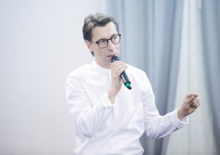Врач назвала возможную причину инсульта телеведущего Зеленского